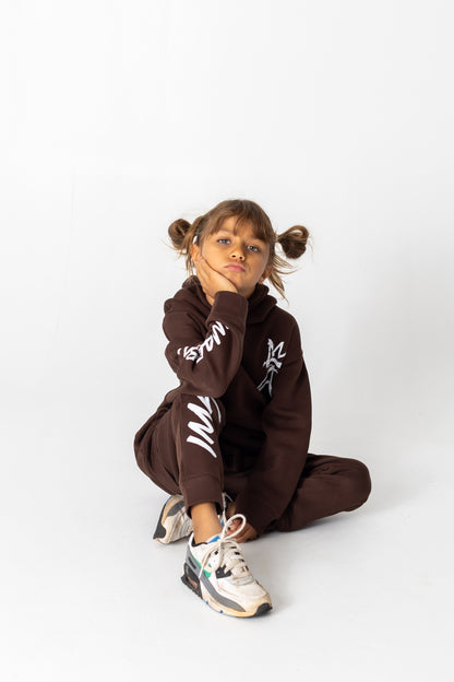 🤎 The Rooted – Brown