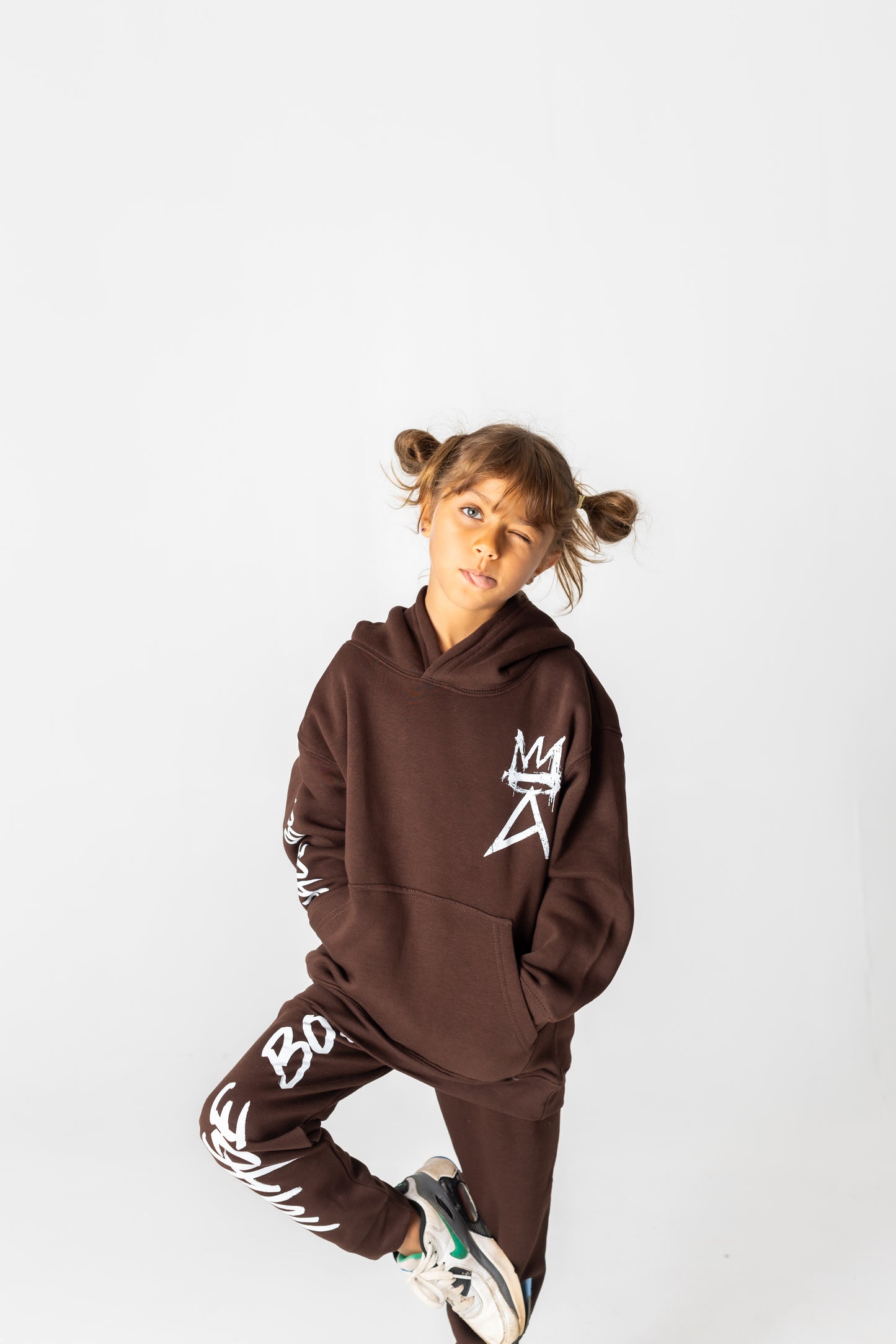 🤎 The Rooted – Brown