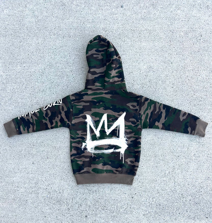 🌿 The Explorer – Camo