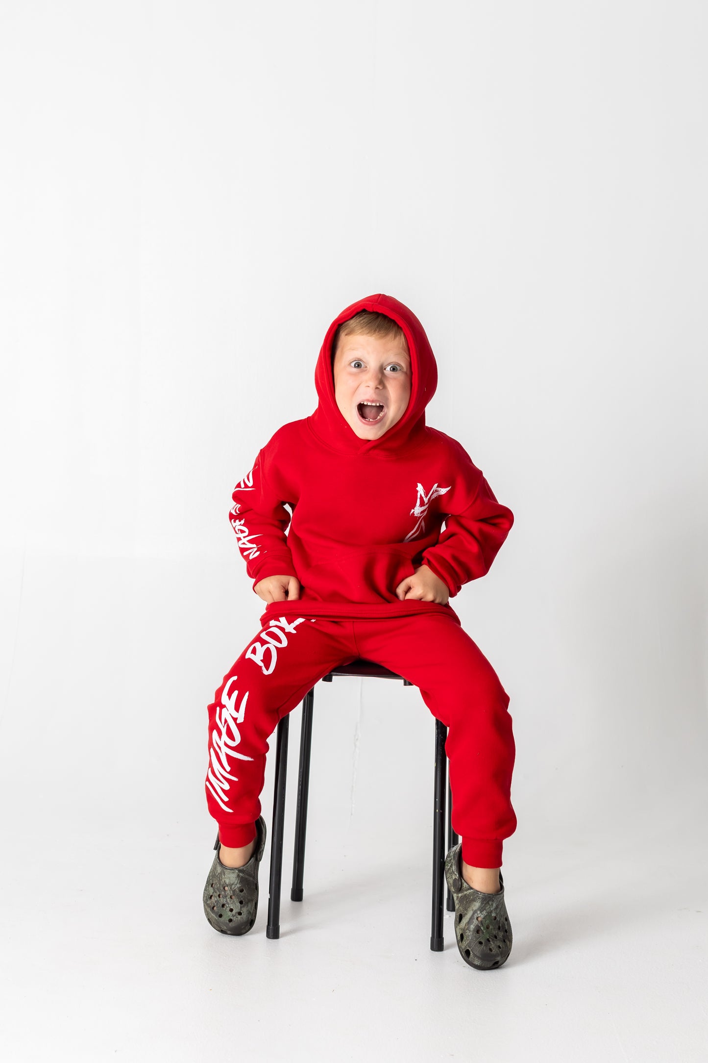 🔴 The Bold – Red